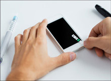 تزریق انسولین با کمک تلفن هوشمند