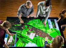 میز کار دیجیتالی در ابعاد غول پیکر